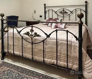 Letto matrimoniale Lipparini