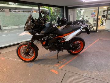 Ktm 890 smt - 2023