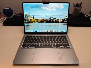 Macbook air 13” M2