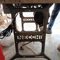 macchina da cucire Necchi vintage funziona nte