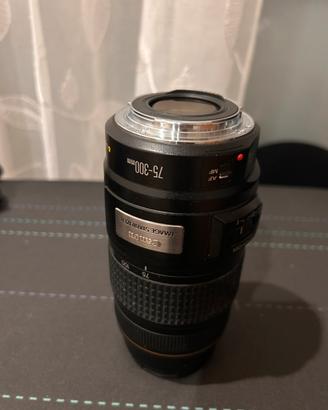 Obbiettivo Canon  EF- 75-300mm non spedisco.