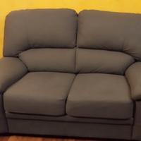 Divano 2 posti grigio