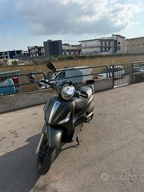 Piaggio beverly 350