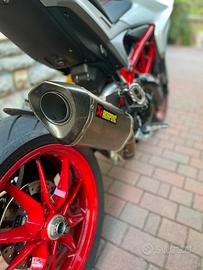 Akrapovic Hypermotard 821/939