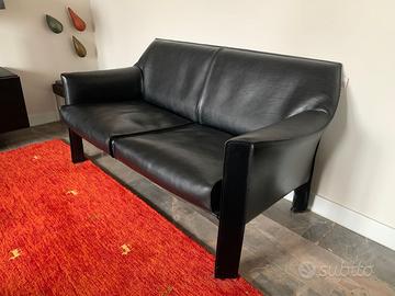 Divano due posti Cassina CAB 415 design M. Bellini