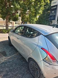 Lancia Ypsilon serie gold gpl