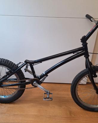 TRIAL - Bici MONTY Pro Race 20” – Freni Magura
