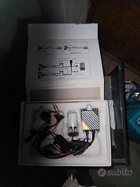 fari allo xenon auto