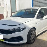 Fiat tipo 1.3 mjt 2021 x commercianti