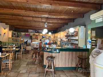 31R - AziendaSi - bar paninoteca ottimi incassi