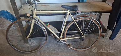 biciglette  antiche ani 50 e 60 3 modelli