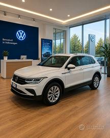 Volkswagen Tiguan 2.0 TDI SCR Life km 27.000 pari 