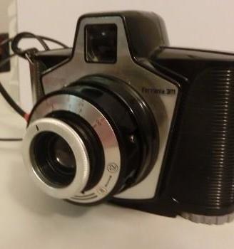 Macchina fotografica ferrania 3M eura