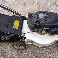 rasaerba con trazione