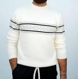 Maglione Uomo Crema con Righe Eleganti Pullover