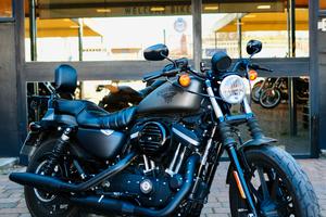 Harley-davidson 883 Iron