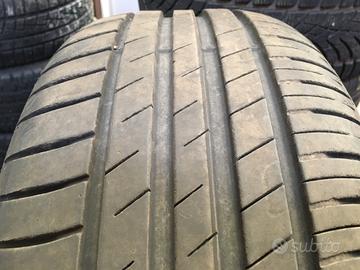 Gomma 215-55-16 goodyear