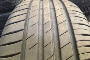 Gomma 215-55-16 goodyear