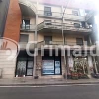 Locale commerciale - Via delle Puglie