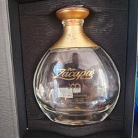 bottiglia vuota rum zacapa xo