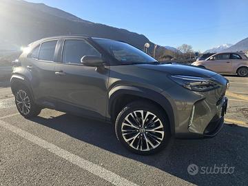 Toyota Yaris Cross Hybrid AWD-i 4x4 50000km Euro 6