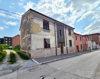 2 LOCALI A CAMPOBASSO