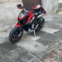 MV Agusta Rivale 800 - 2015