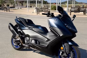 Yamaha TMAX 560 2023