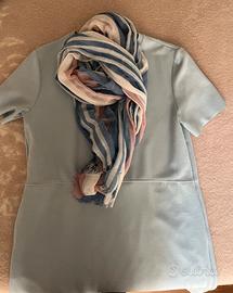 Vestito con foulard