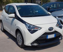 TOYOTA Aygo Connect 1.0 VVT-i 72CV 5P. X-Cool EU6D