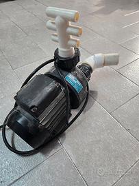 Pompa per vasca idromassaggio