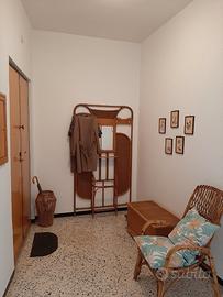 Via Trento, 4 vani, piano 2, luminosissimo 115 mq