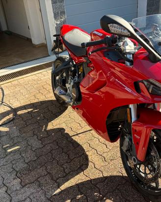 Ducati Supersport 950