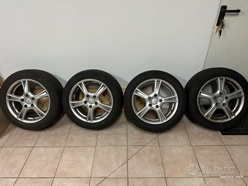 Cerchi in lega BWA da 16 pollici