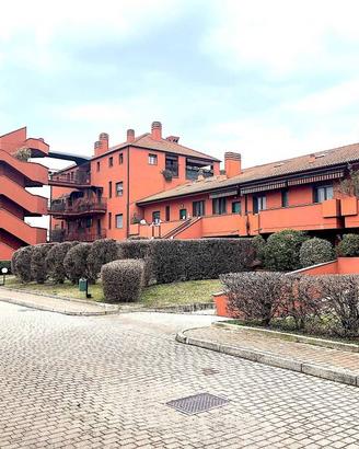 Appartamento di 85 m² con 2 locali e box auto a La