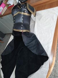 ABITO - COSTUME DA GUERRIERA E COLLARE CON FODERI