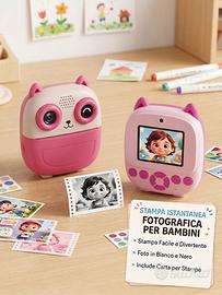 Macchinetta fotografica istantanea bambina