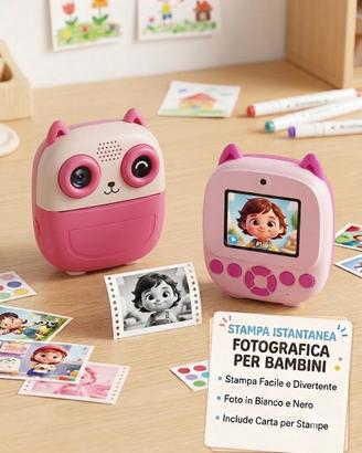 Macchinetta fotografica istantanea bambina