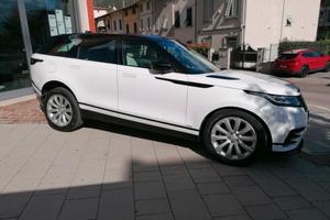Land Rover Range Velar 2.0 TD4 180 CV R-Dynamic