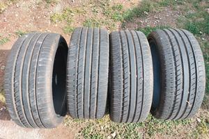 Gomme estive 215 40 r17 