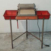 Anni '60 - taglierina MAFI elettrica