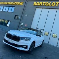 SKODA FABIA per ricambi usati DLA