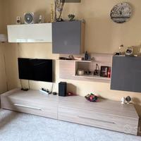 Parete attrezzata moderna