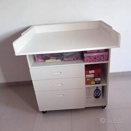 Fasciatoio, bianco con 3 cassetti + accessori vari