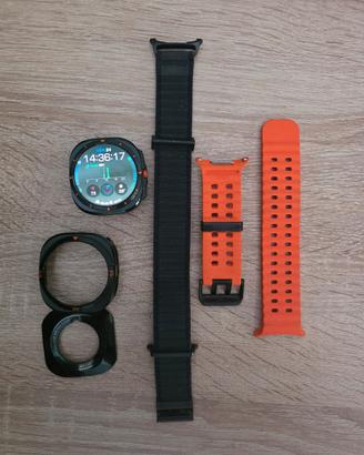 Samsung Galaxy Watch Ultra + 2 cinturini e cover