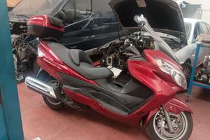 Suzuki burgaman 400