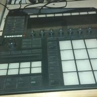 Casse studio n. 2 KRK ROKIT 8, KORG BLU....