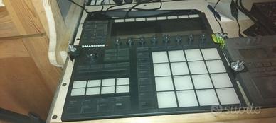 Casse studio n. 2 KRK ROKIT 8, KORG BLU....