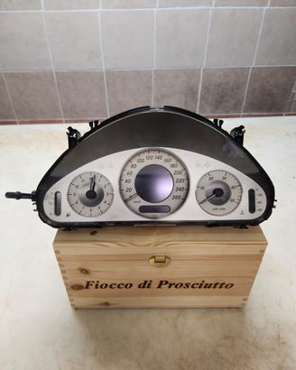 Quadro strumenti x auto Mercedez-Benz E 270 cdi