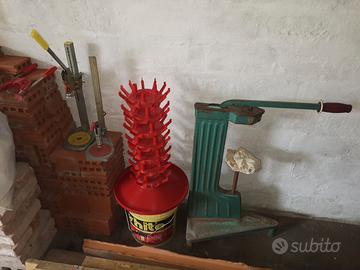 Lotto utensili per imbottigliamento vino, conserva